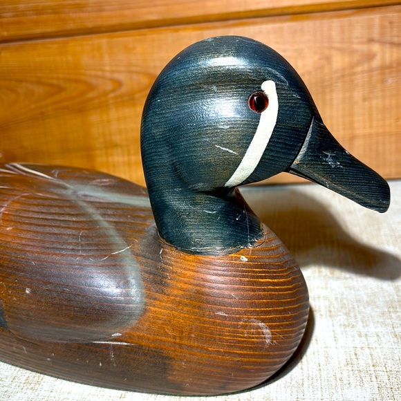 Wildlife Collectibles H.P. Vintage Duck Decoy with Glass Eyes (Hand Carved) - Picture 7 of 12